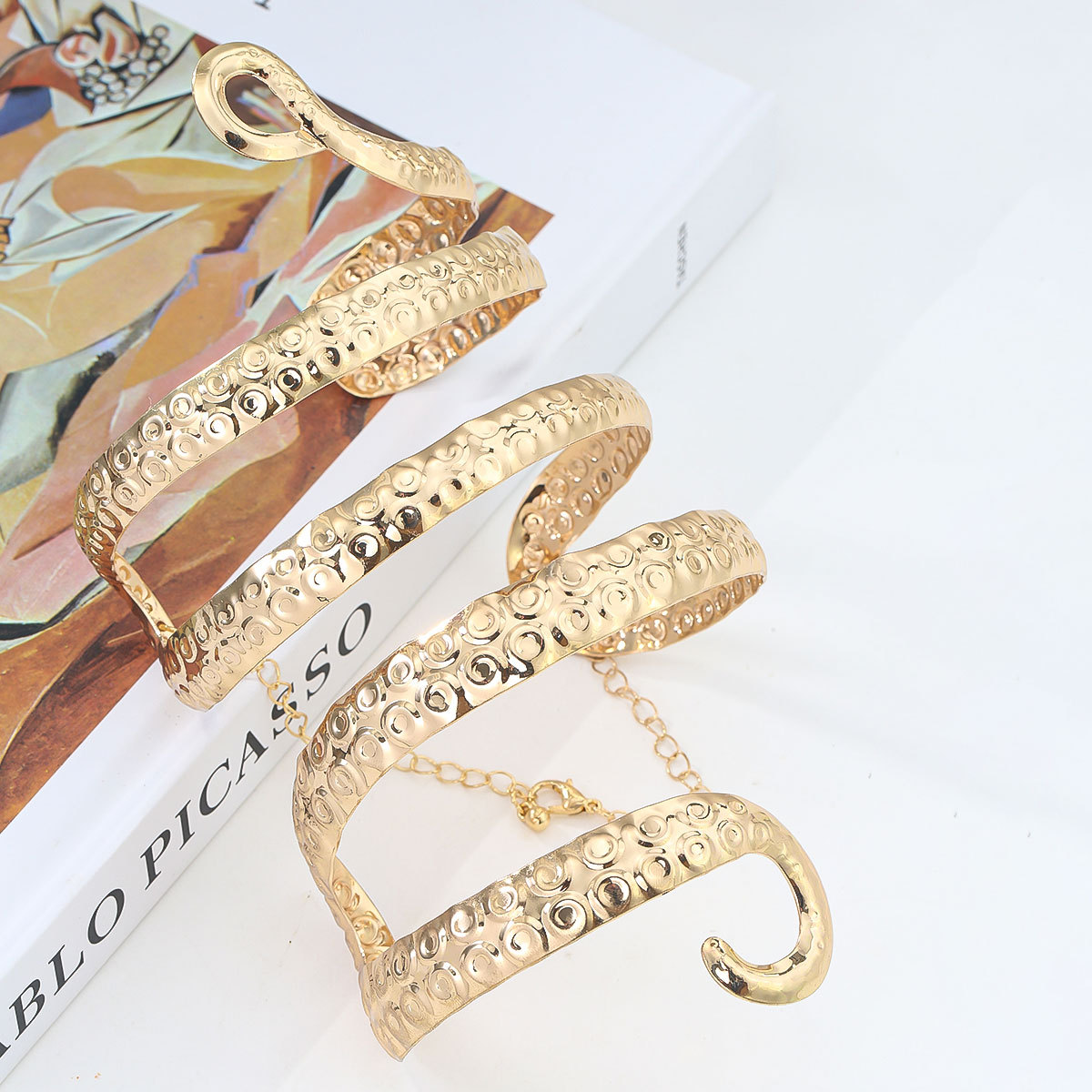 Манжеты на руку из острых спла – обзор и цена Body Jewelry High End